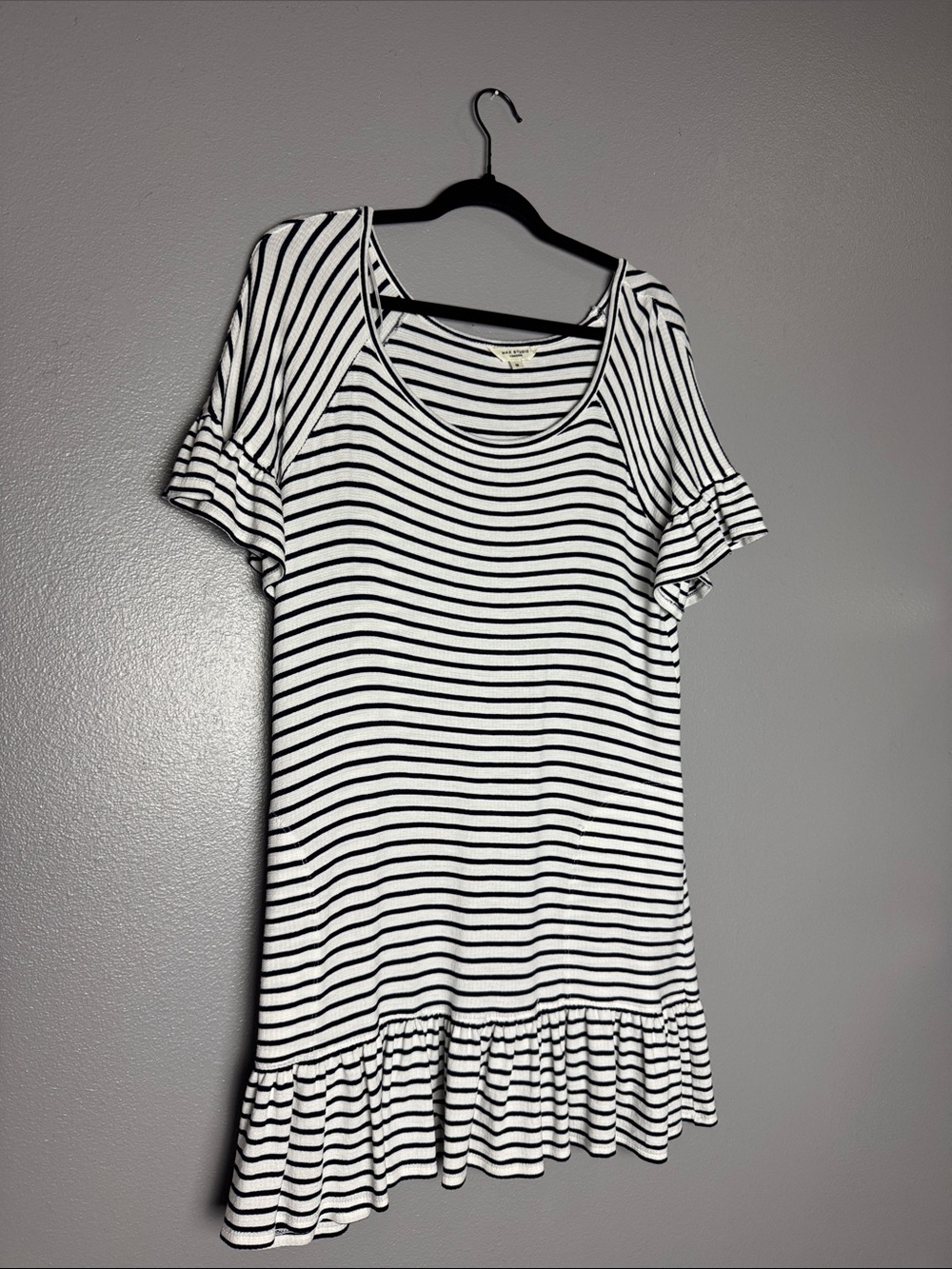 Max Studio Navy & White Striped Scoop Neck Top